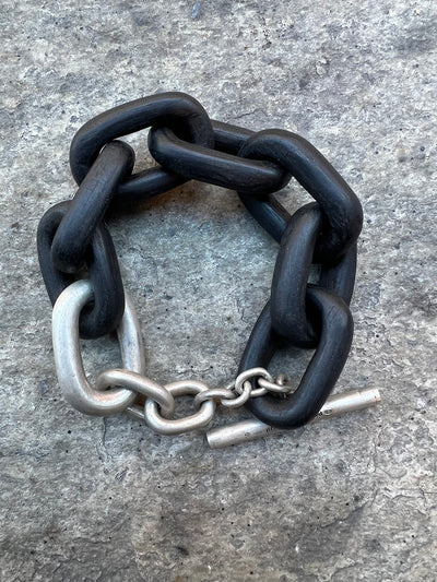 Toggle chain small links bracelet
